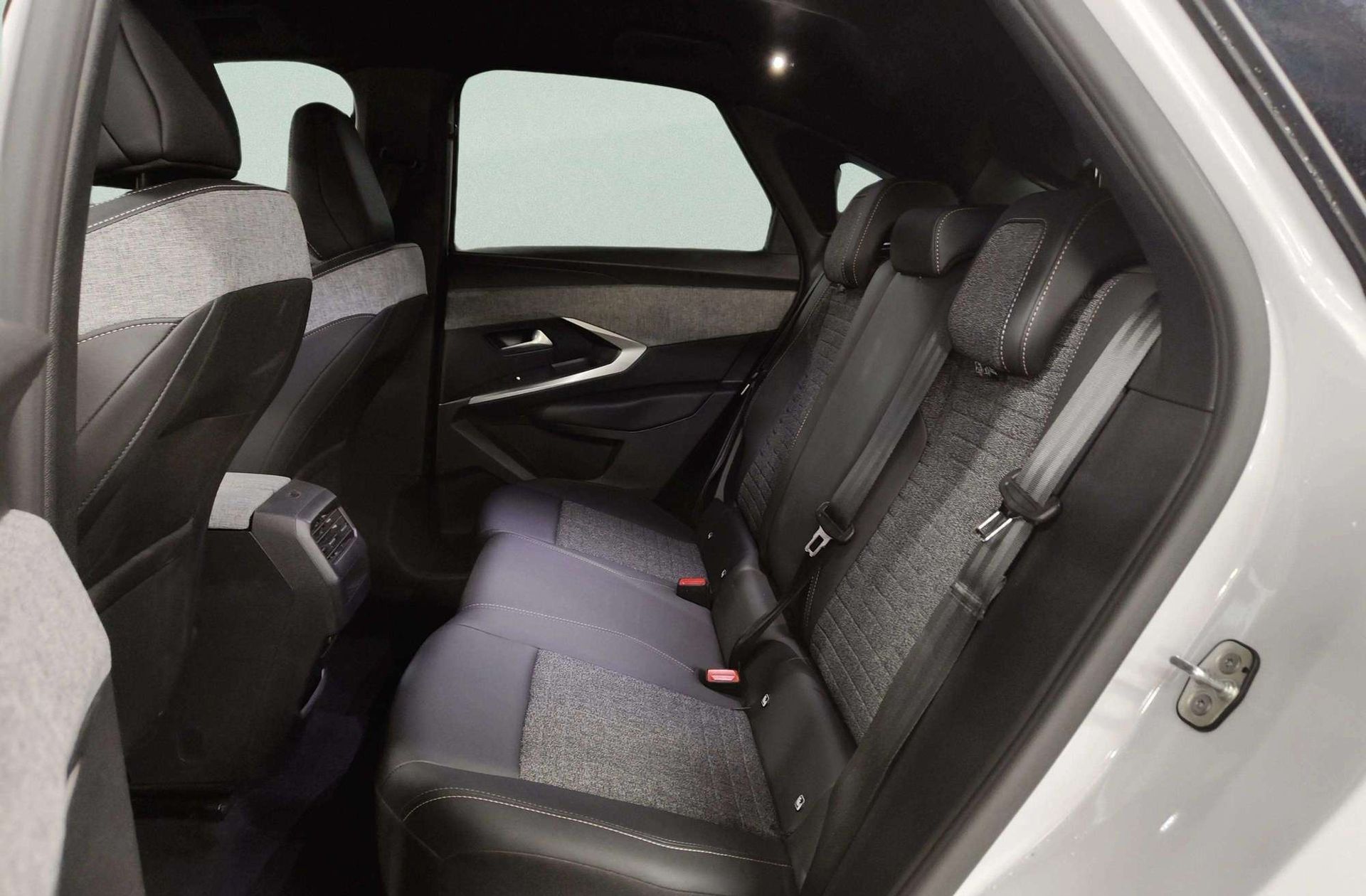 Peugeot 3008 145 Allure eDCS6 - foto 16