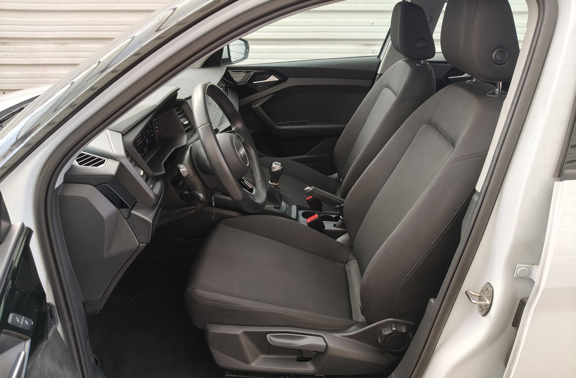 Audi A1 Sportback Advanced 25 TFSI - foto 9