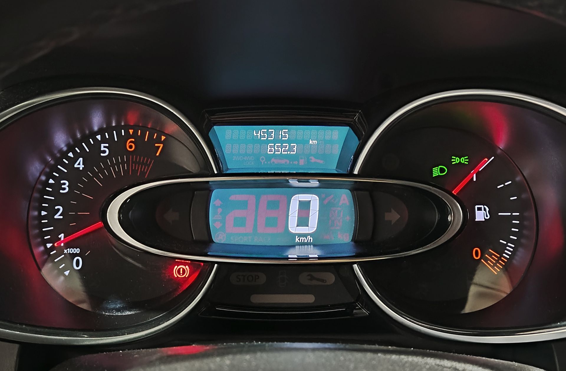 Renault Clio Sport Tourer Zen TCe - foto 24