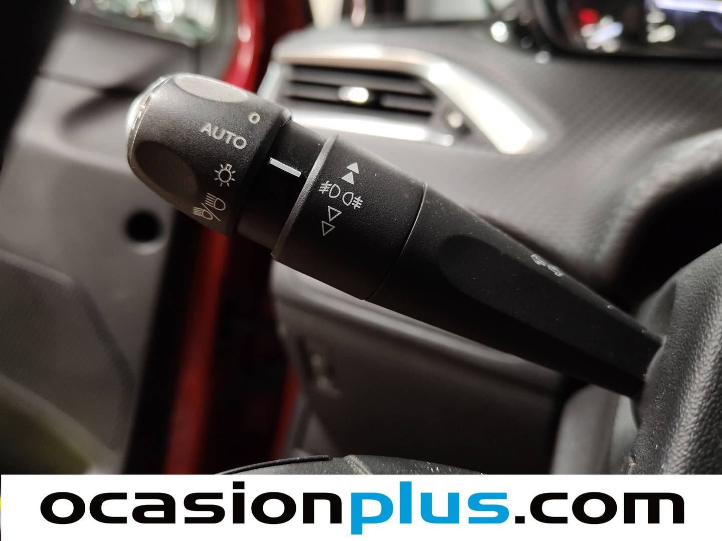 Peugeot 208 Peugeot 208 1.2L PureTech Signature (110 CV) de ocasión