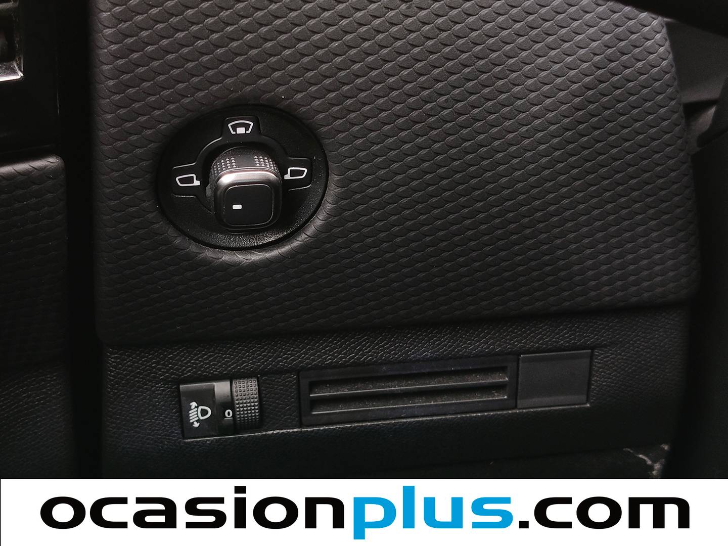 Foto DS DS 4 DS DS4 BlueHDi 130 Trocadero Auto (130 CV)