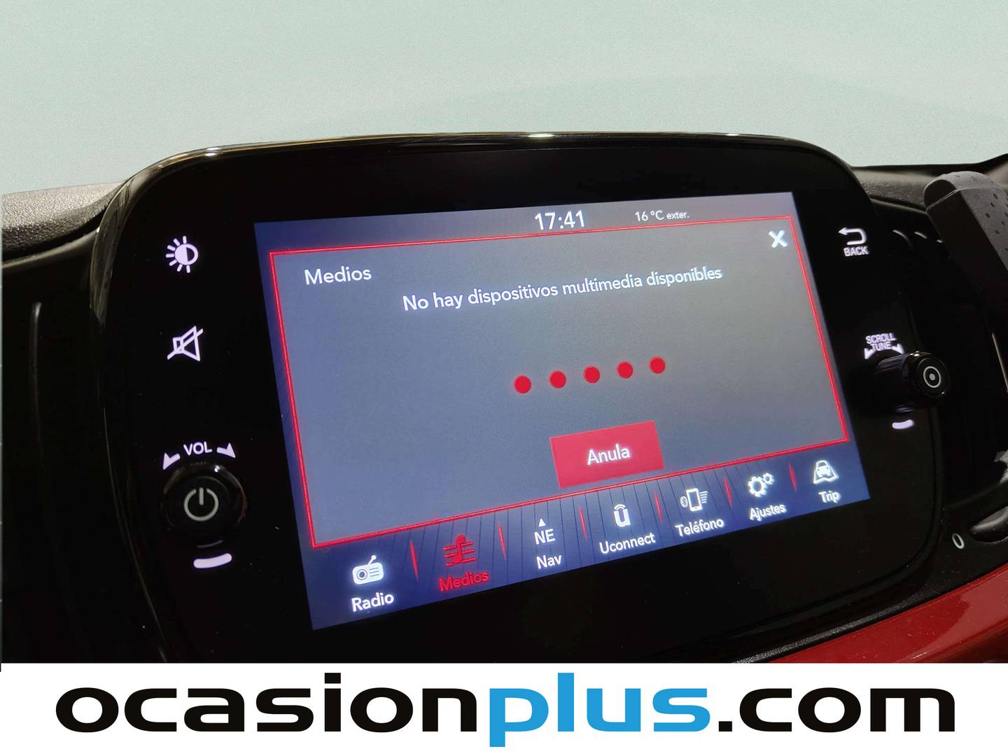 Extras del Fiat 500C Fiat 500C 1.0 Hybrid Red (70 CV)