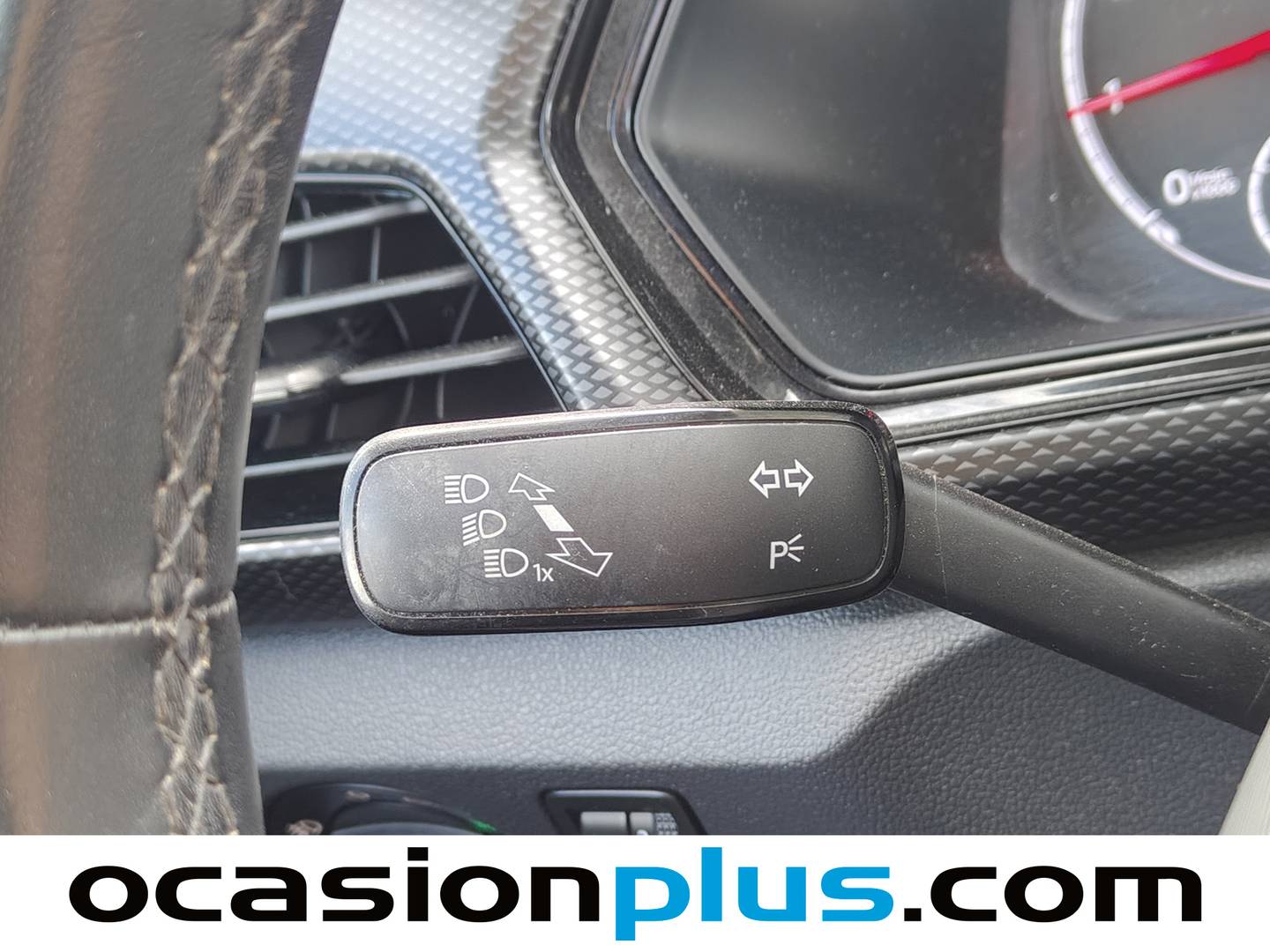 Foto Volkswagen T-Cross Volkswagen T-Cross Advance 1.0 TSI  (95 CV)