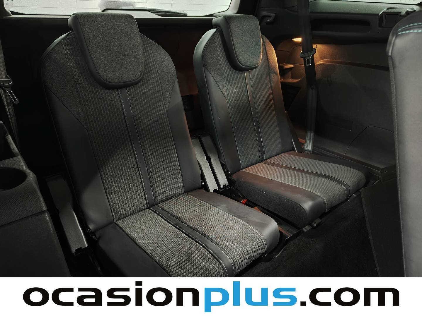 Foto Peugeot 5008 Peugeot 5008 PureTech 130 S&S Allure EAT8 (130 CV) 7 Plazas