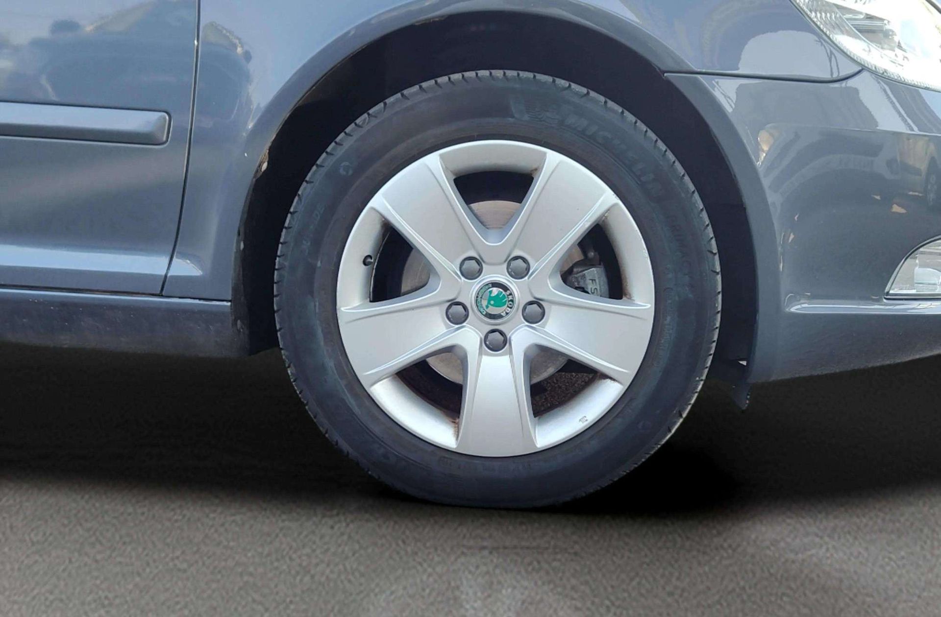 Škoda Octavia 1.6 TDI Active Plus - foto 25