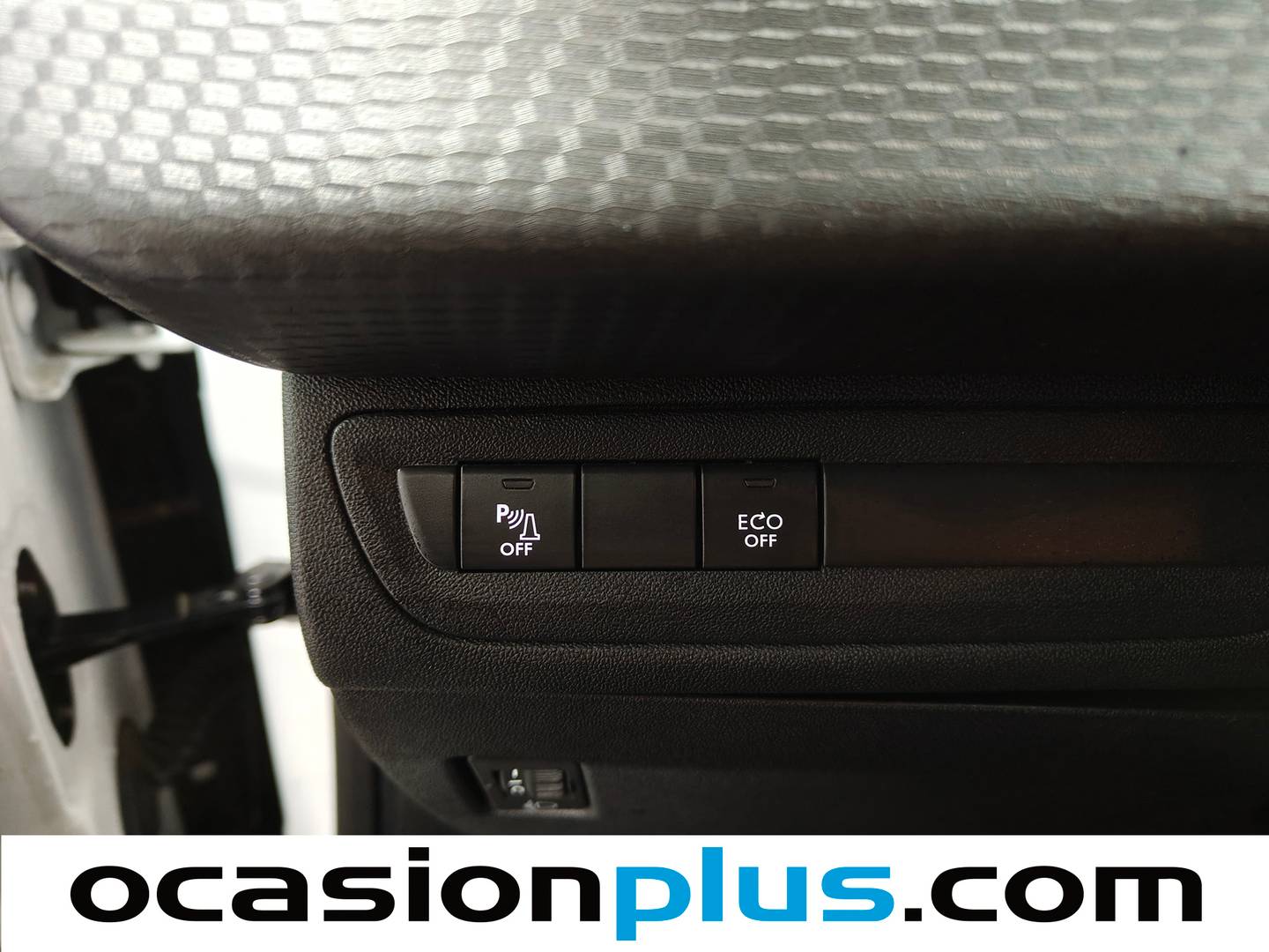 Foto Peugeot 2008 Peugeot 2008 BlueHDi 120 S&S Allure (120 CV)