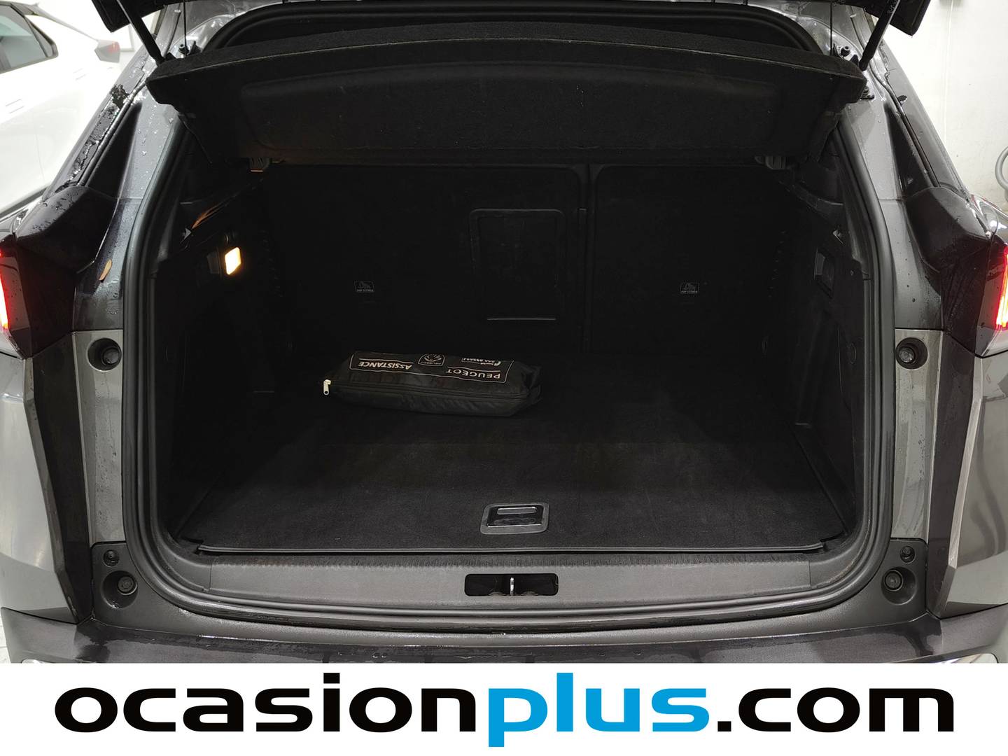 Foto Peugeot 3008 Hybrid Peugeot 3008 Hybrid 300 Allure Pack e-EAT8 4x4 (300 CV)