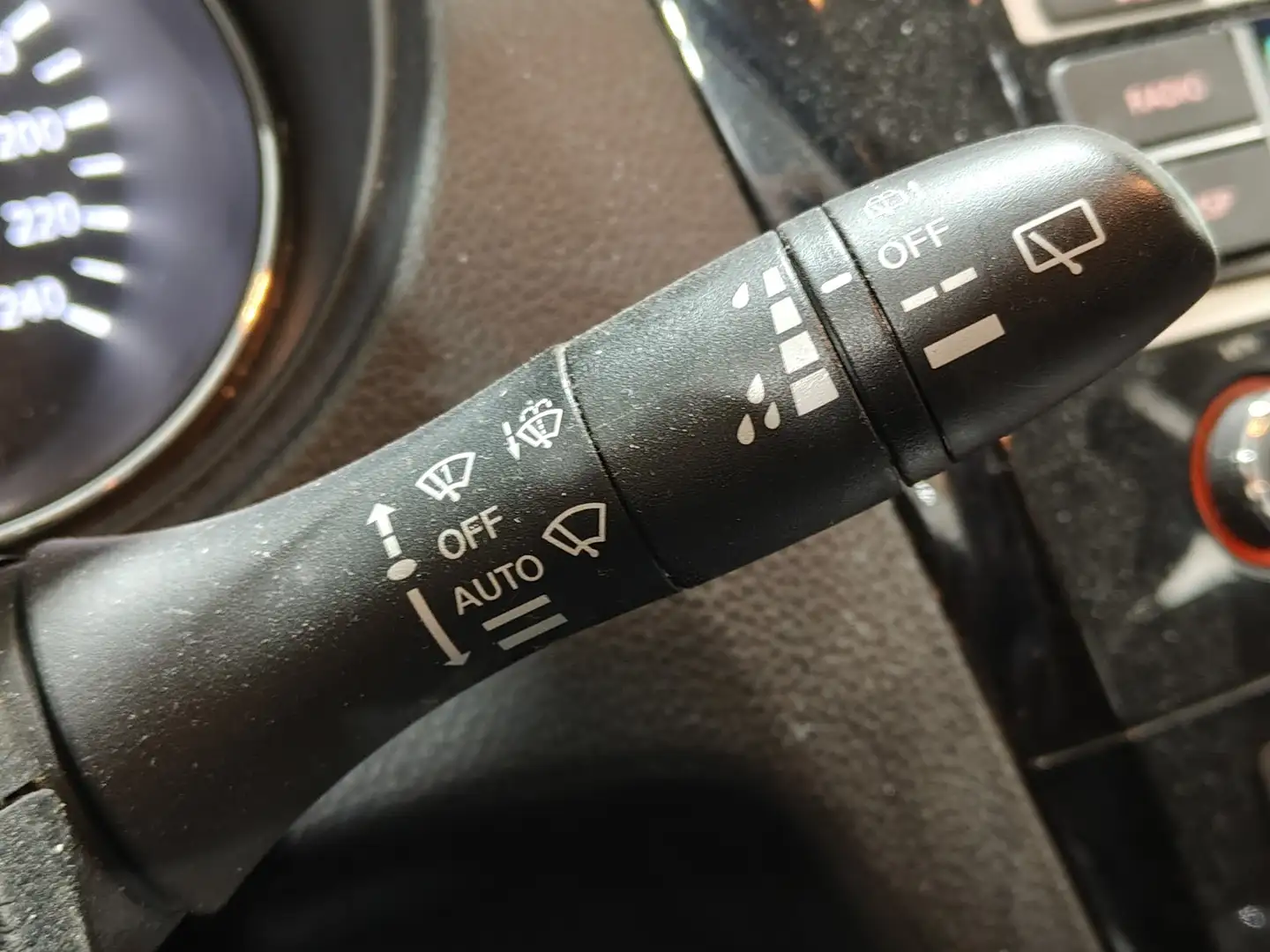 Foto Nissan QASHQAI Nissan Qashqai dCi 130 Acenta 4x2 (130 CV)