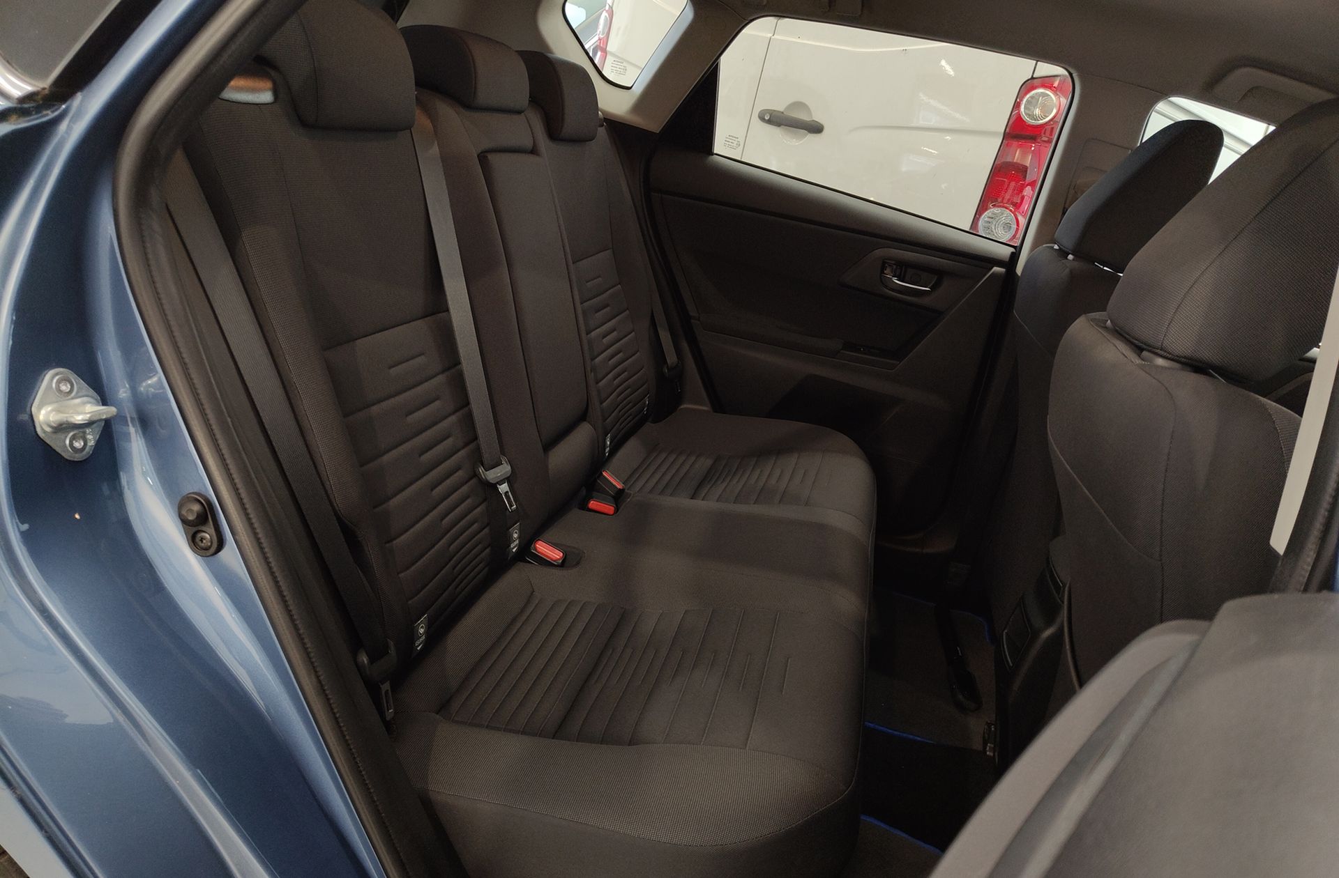 Toyota Auris 140H Hybrid Active - foto 14