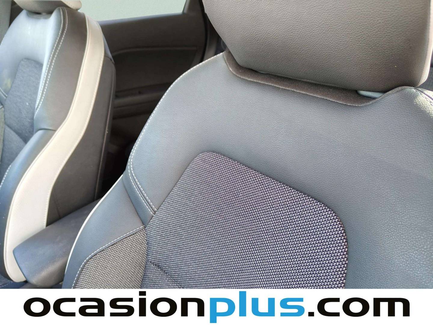 Foto Renault Captur Renault Captur Techno Fast Track E-Tech híbrido 107 kW (145 CV)