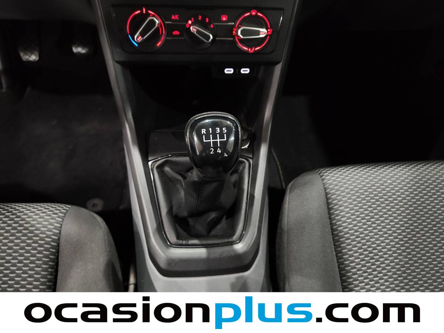 Foto Volkswagen T-Cross Volkswagen T-Cross Edition 1.0 TSI (95 CV)