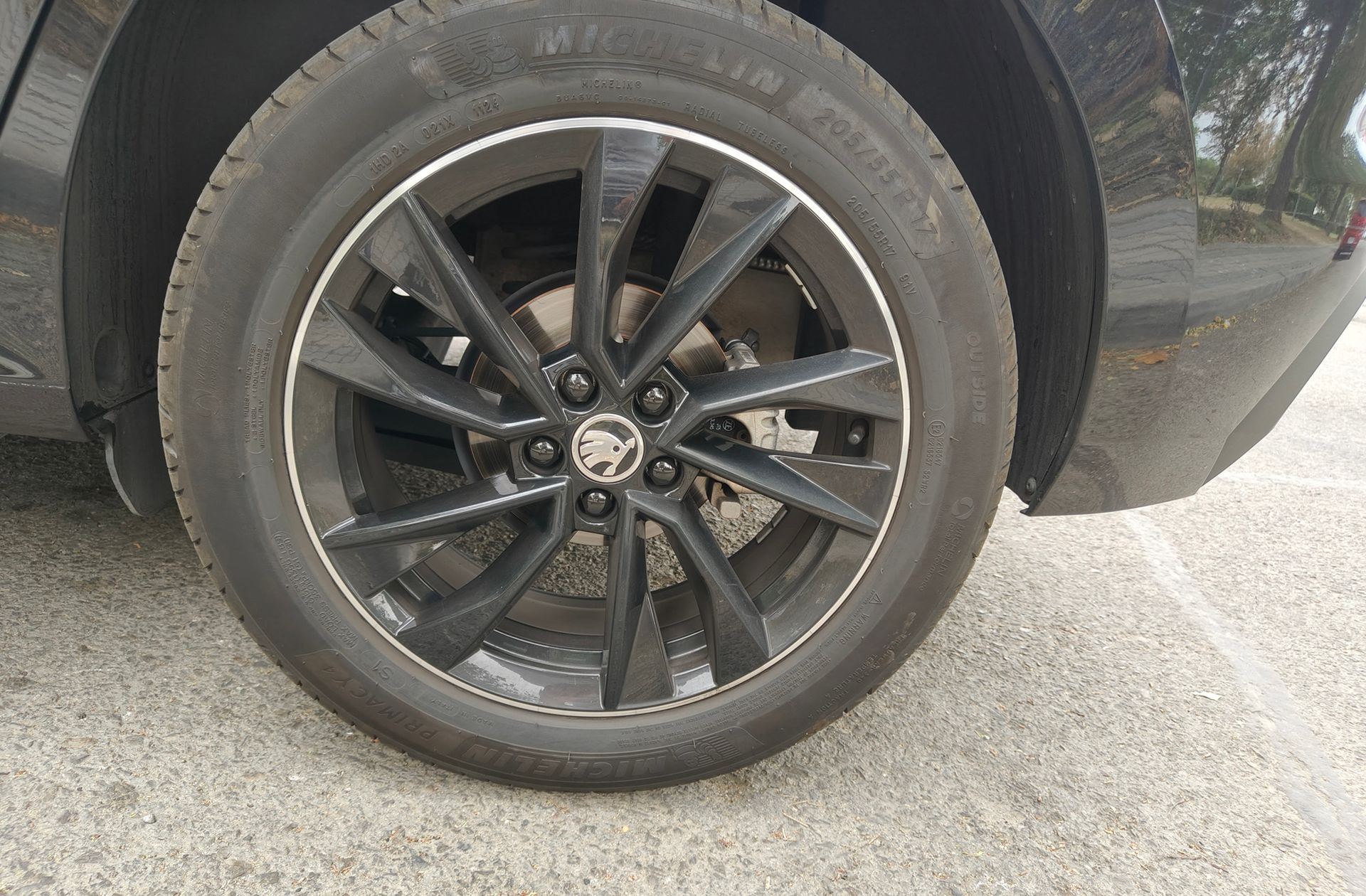 Škoda Kamiq 1.5 TSI Montecarlo DSG - foto 42