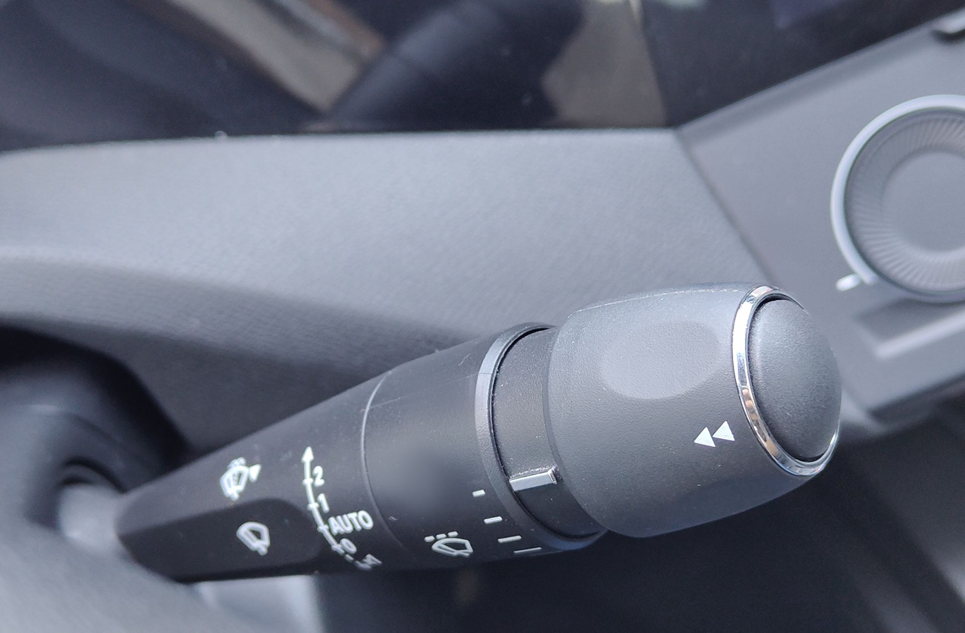 Peugeot 408 Allure Hybrid eDCS6 - foto 26