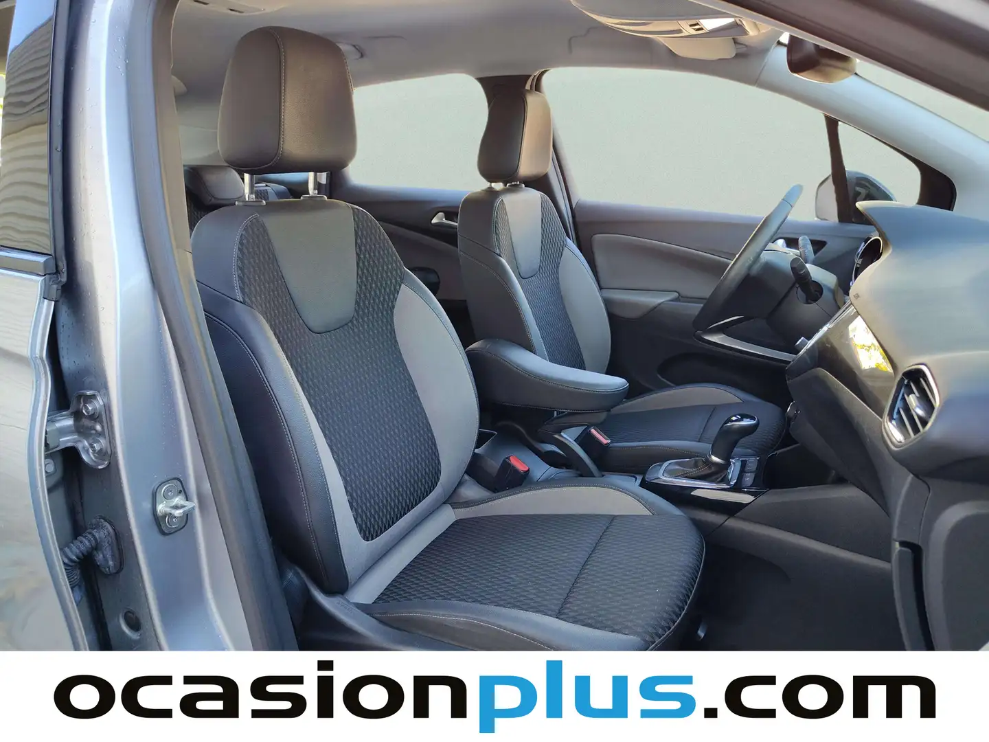 Foto Opel Crossland X Opel Crossland X 1.2 Innovation Auto (130 CV)