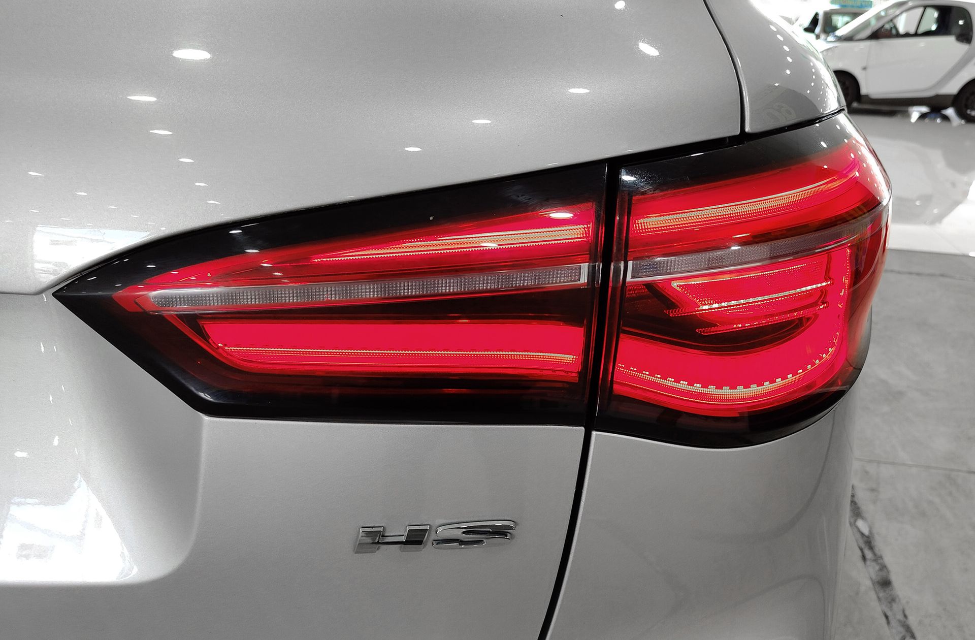 MG HS 1.5 Turbo GDI Luxury - foto 19