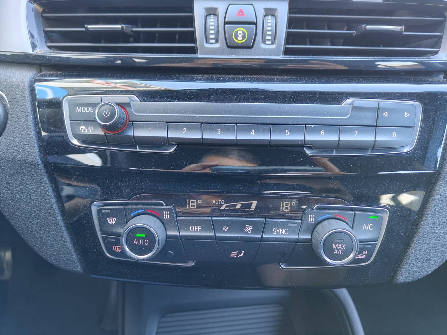 Foto BMW X1 BMW X1 sDrive16d Business (116 CV)