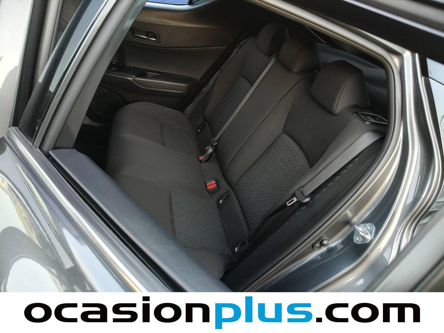 Foto Toyota C-HR Toyota C-HR 1.8 125H Advance (122 CV)