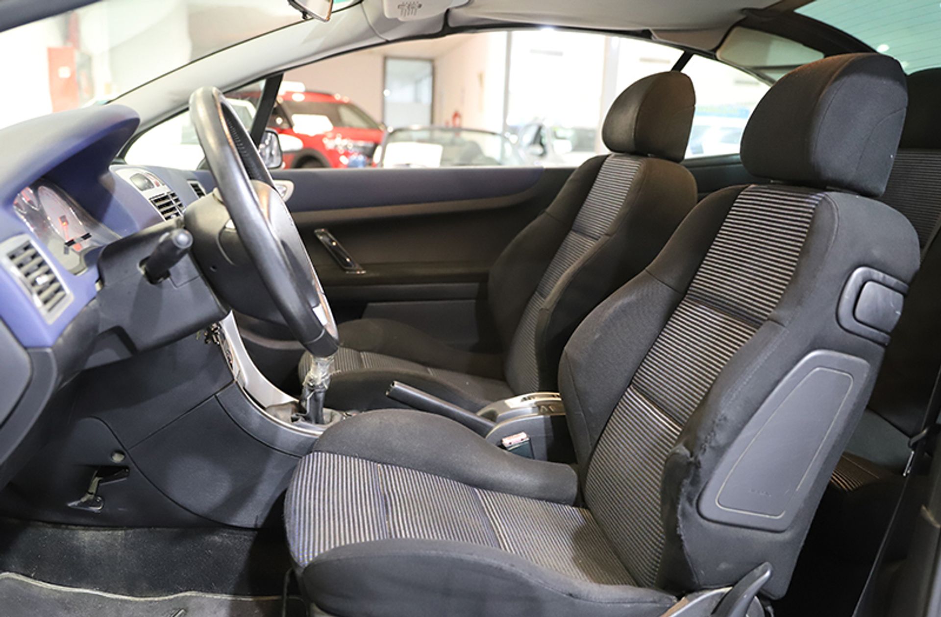 Peugeot 307 CC 2.0 - foto 8