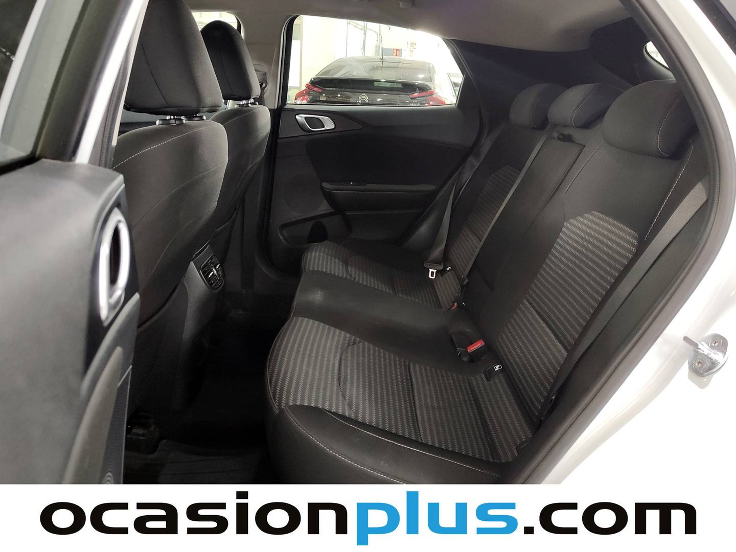 Foto KIA XCeed Kia XCeed 1.0 T-GDi Drive  (120 CV)