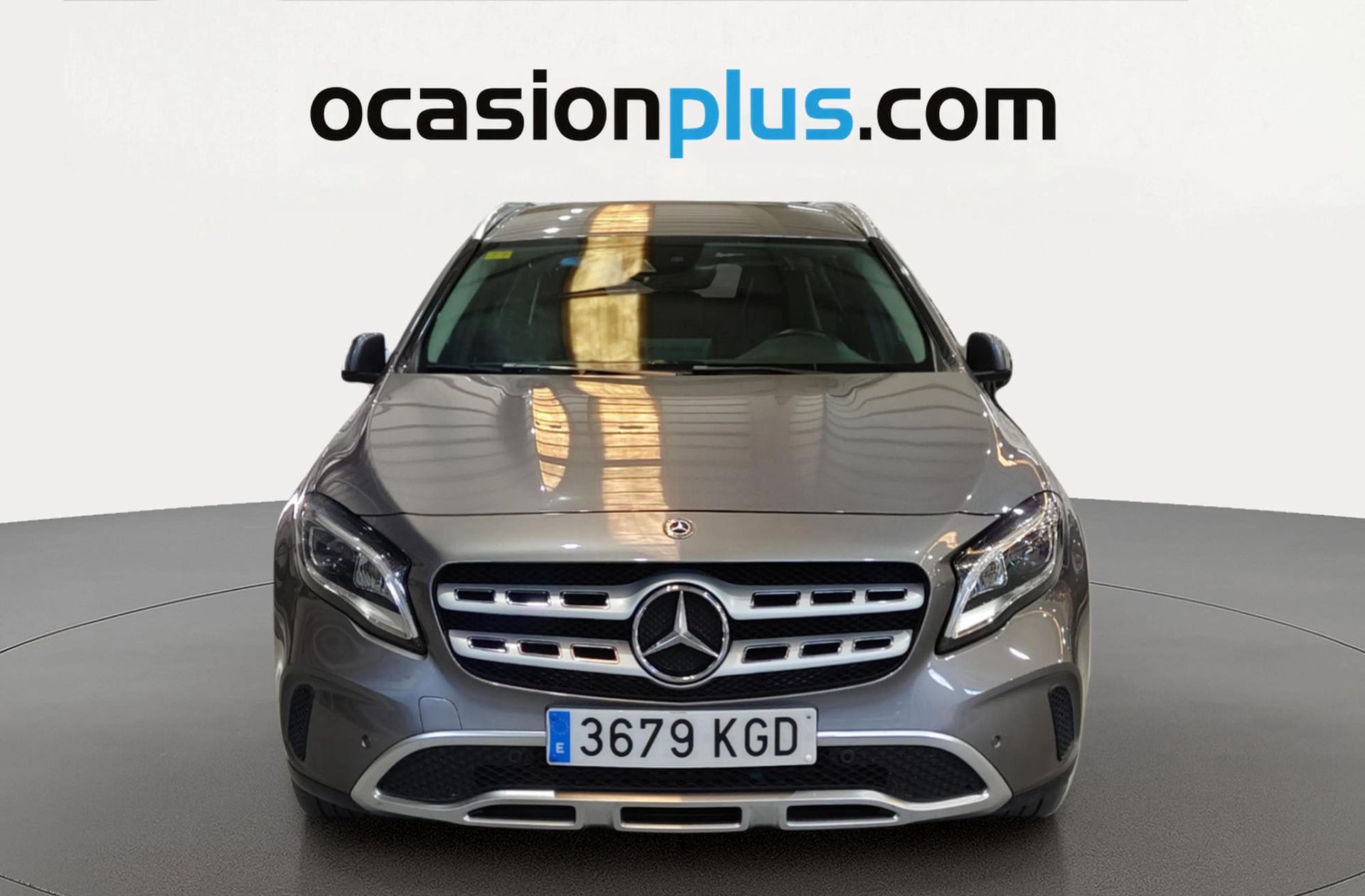 Mercedes-Benz GLA 200 - foto 13