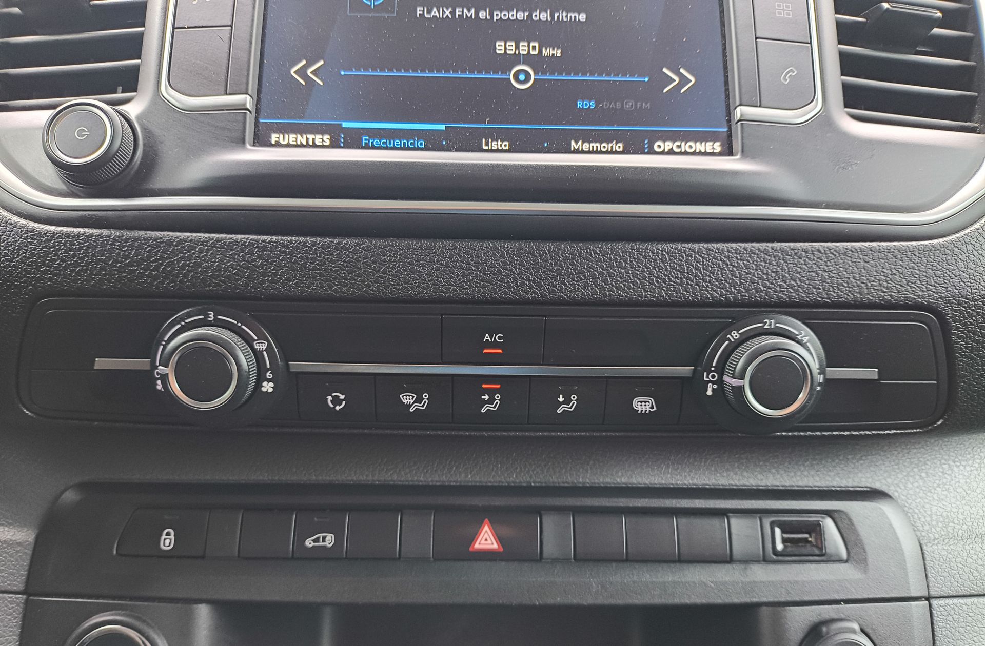 Peugeot Expert Furgon BlueHDi 100 Premium Long 2 plazas - foto 28