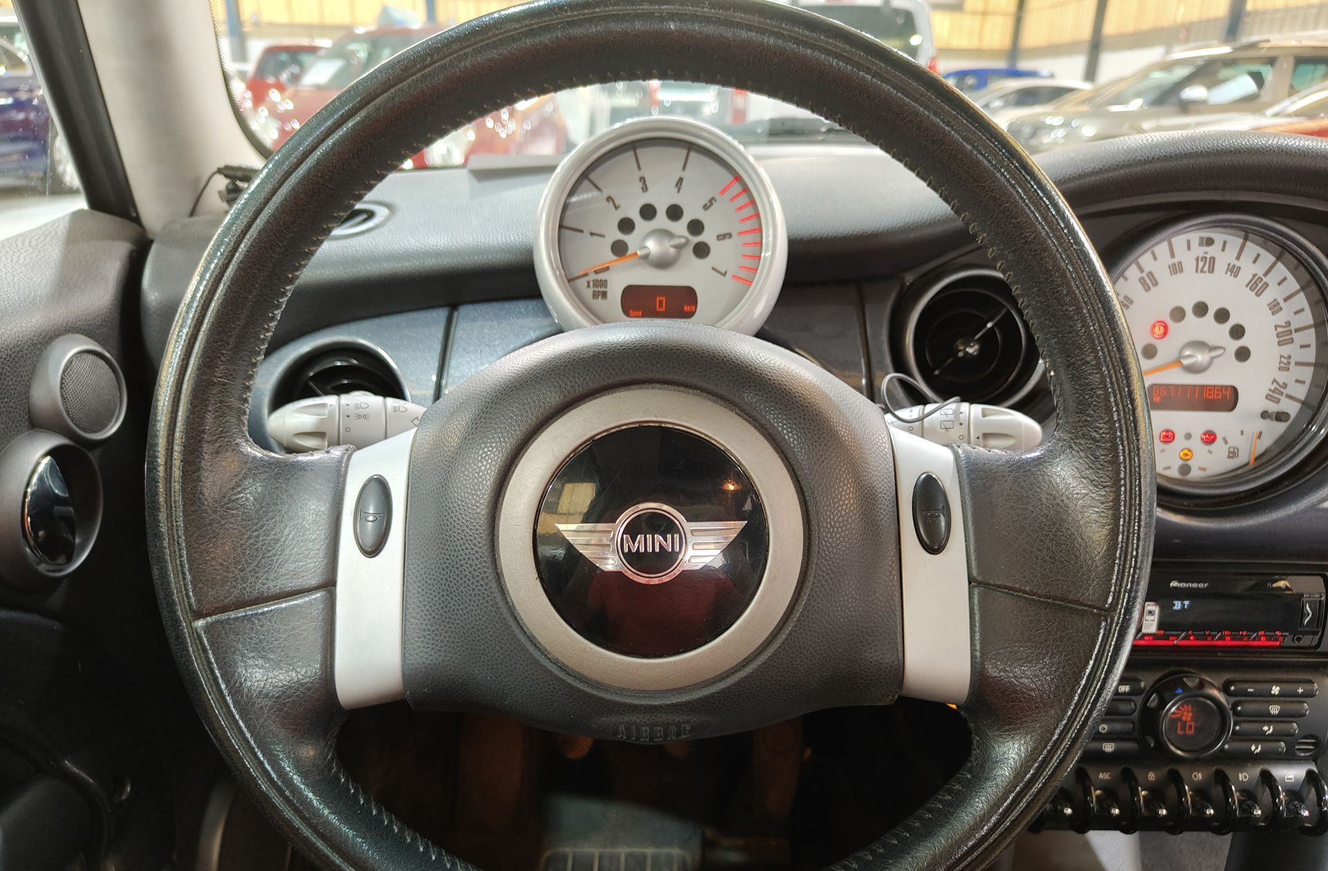 MINI Cooper One D - foto 21