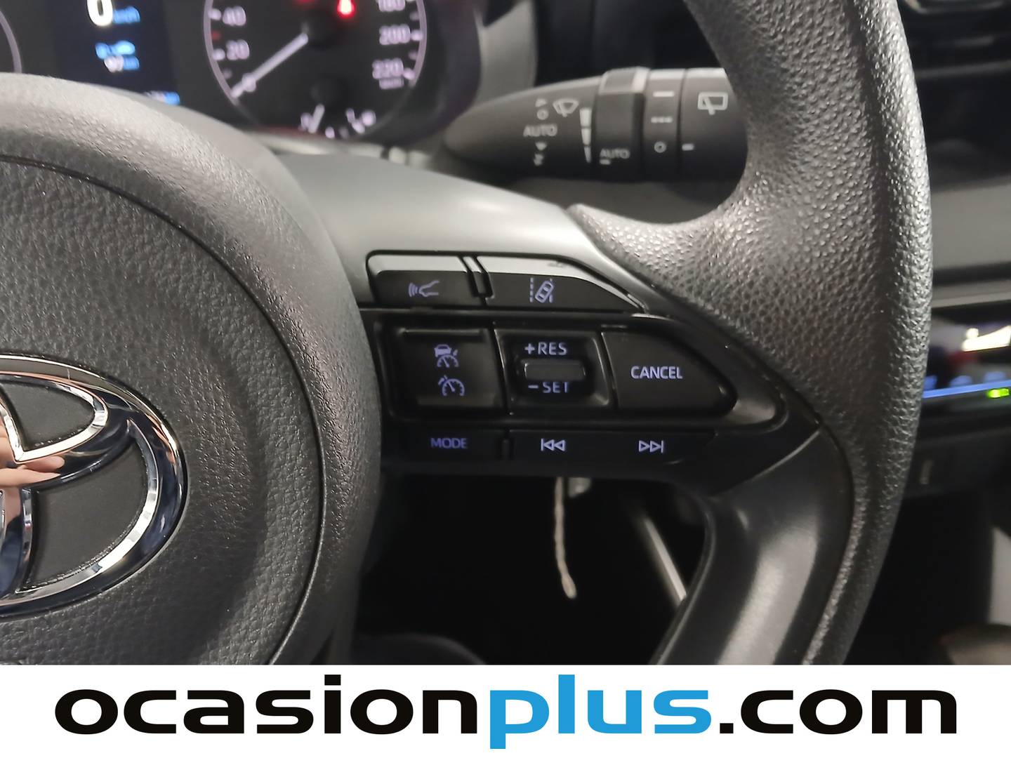 Foto Toyota Yaris Toyota Yaris 120H Business Plus (116 CV)