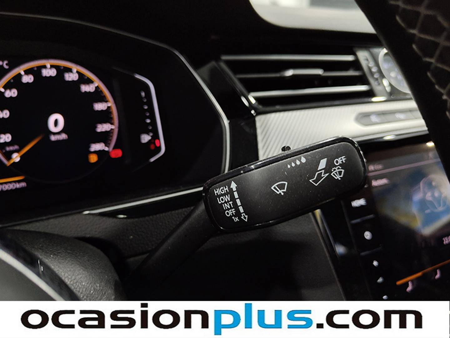 Foto Volkswagen Arteon Volkswagen Arteon R-Line 2.0 TSI (190 CV) DSG