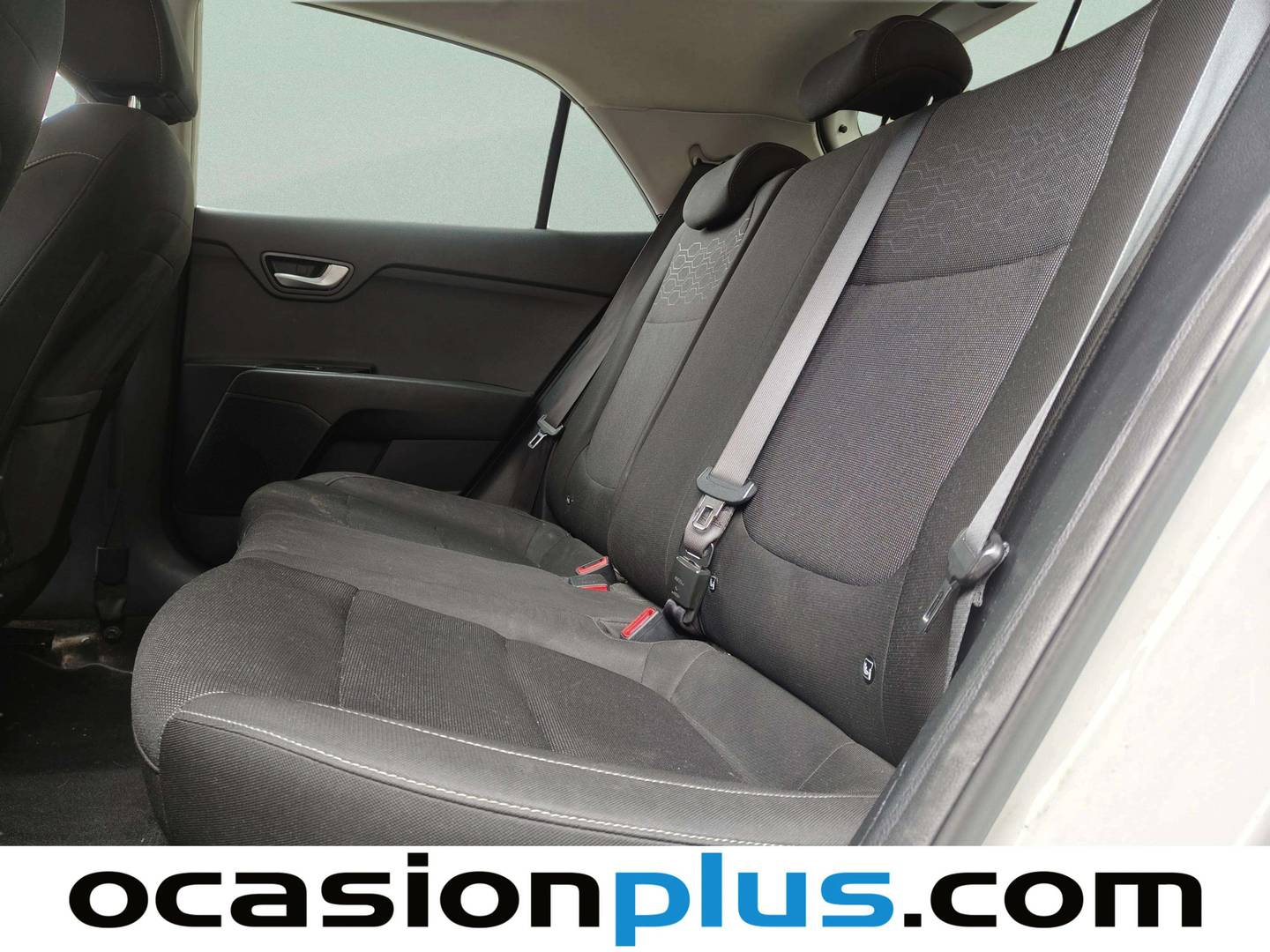 Foto asientos traseros KIA Rio KIA Rio 1.2 CVVT Drive  (84 CV)
