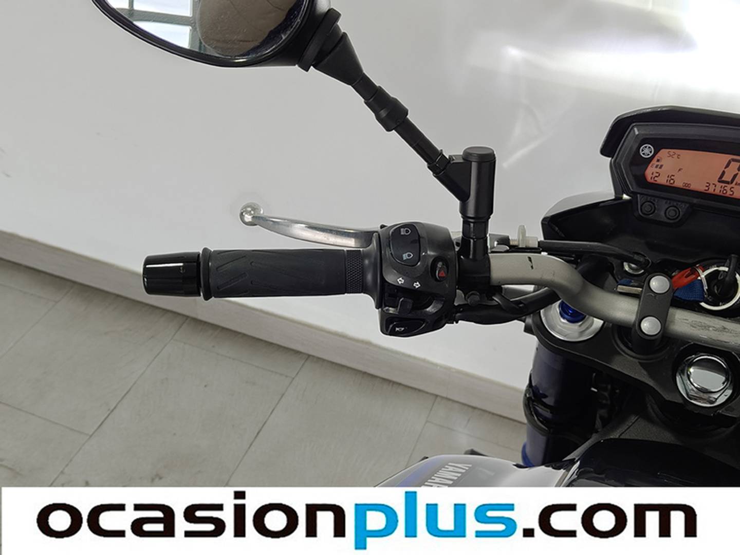 Foto Yamaha FZ8 Yamaha FZ8 (106 CV)