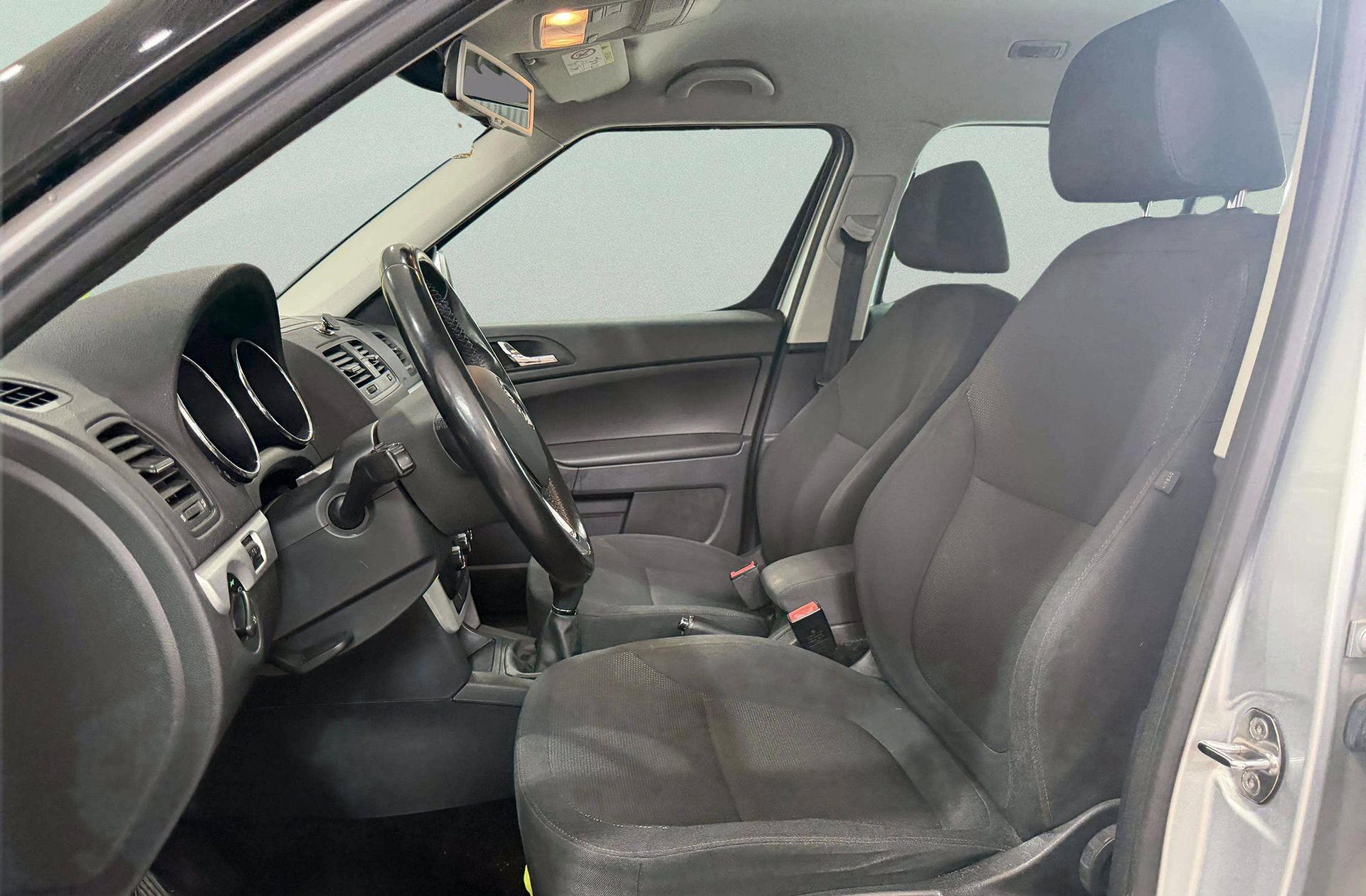 Škoda Yeti Outdoor 1.2 TSI Ambition - foto 8