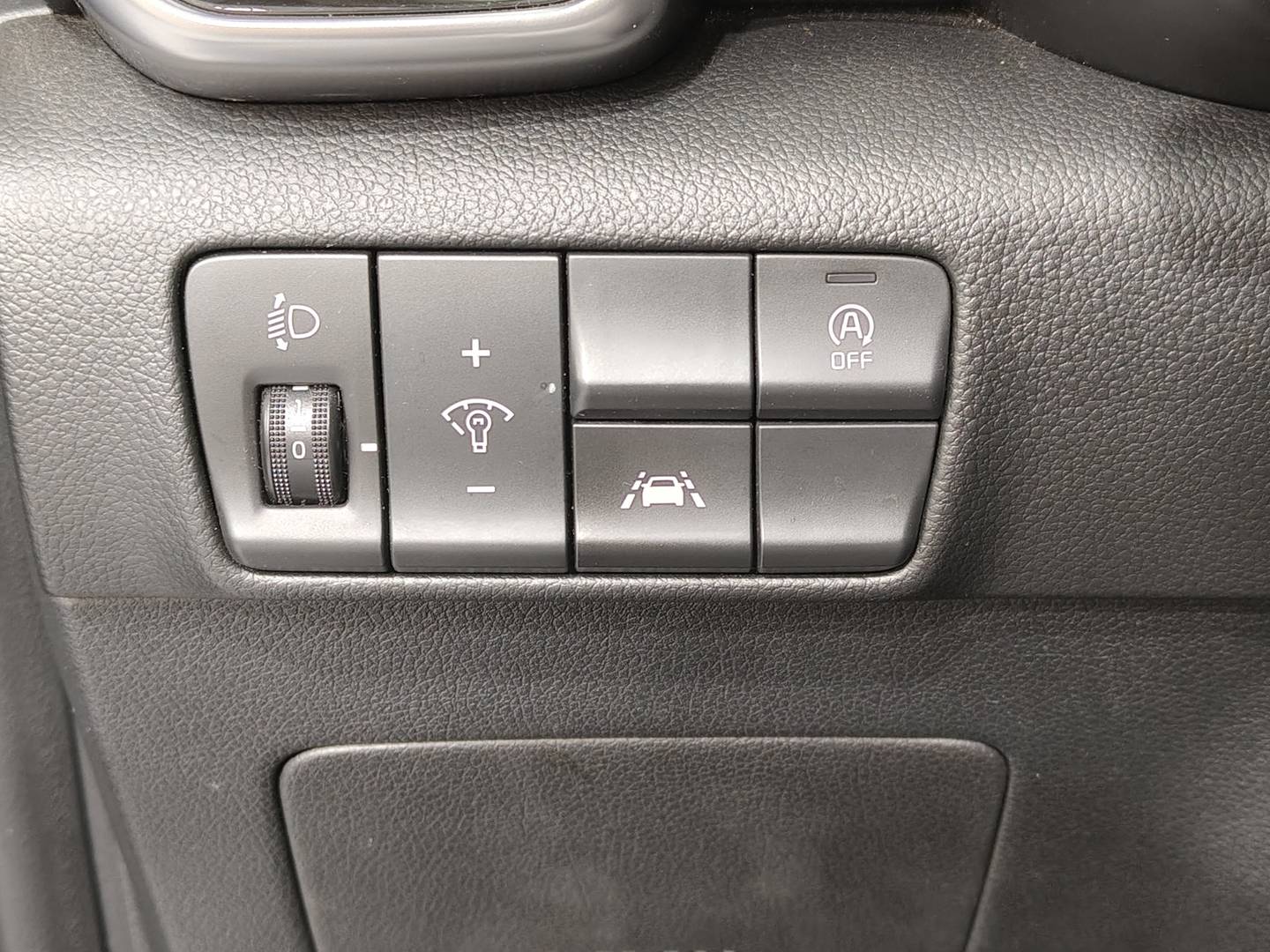 Foto KIA Sportage Kia Sportage 1.6 CRDi MHEV Drive Plus 4x2 (115 CV)