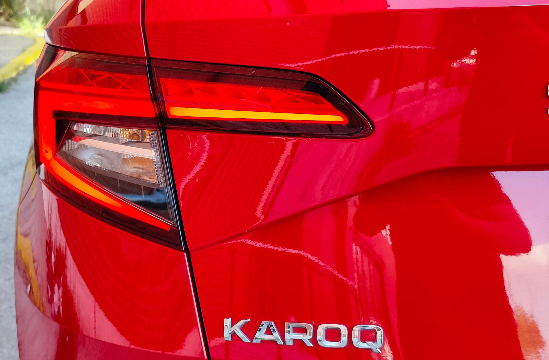 Škoda Karoq 1.5 TSI ACT Ambition DSG - foto 18