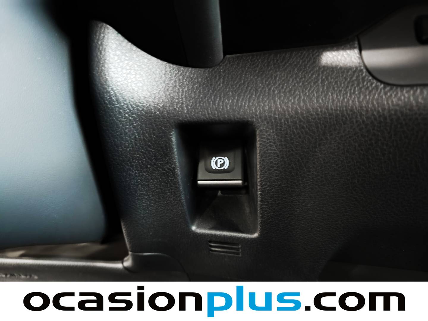 Foto Lexus UX Lexus UX 250h Business 2WD (184 CV)