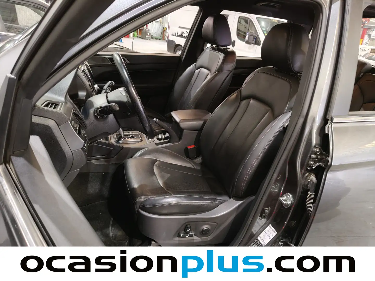 Foto SsangYong Musso Ssangyong Musso Sports D22DTR Limited 4x4 Auto (202 CV)