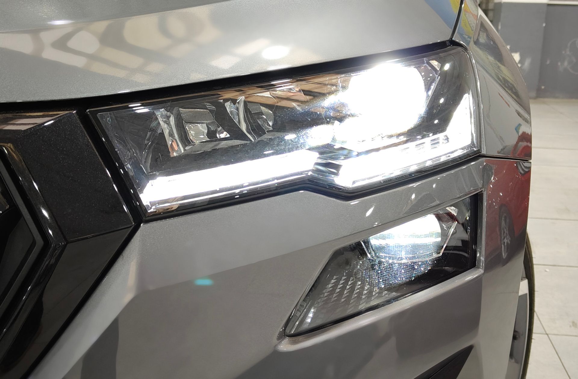 Škoda Karoq 1.5 TSI ACT Sportline DSG - foto 14