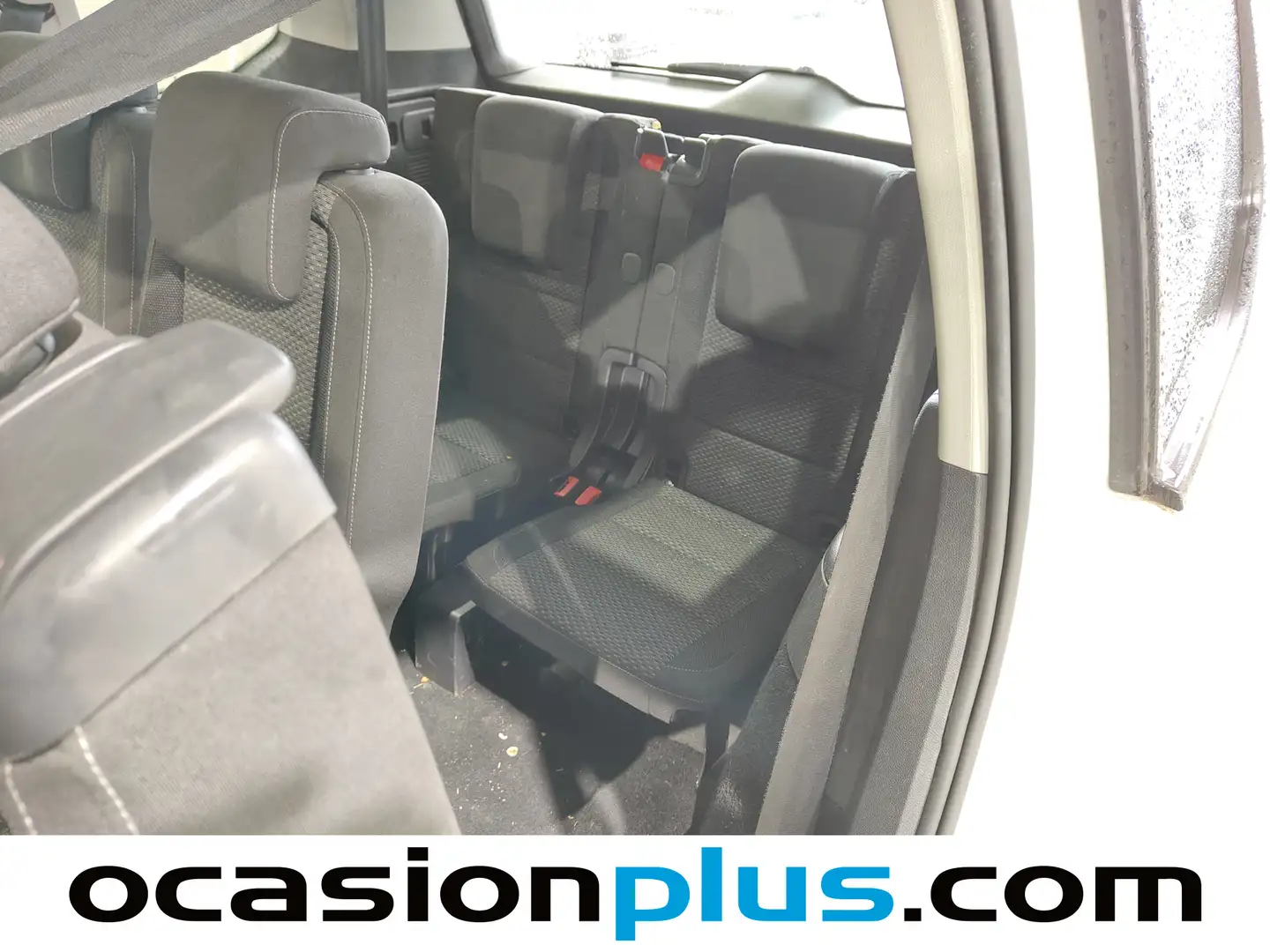 Foto Volkswagen Touran Volkswagen Touran Advance 2.0 TDI (150 CV) DSG 7 Plazas