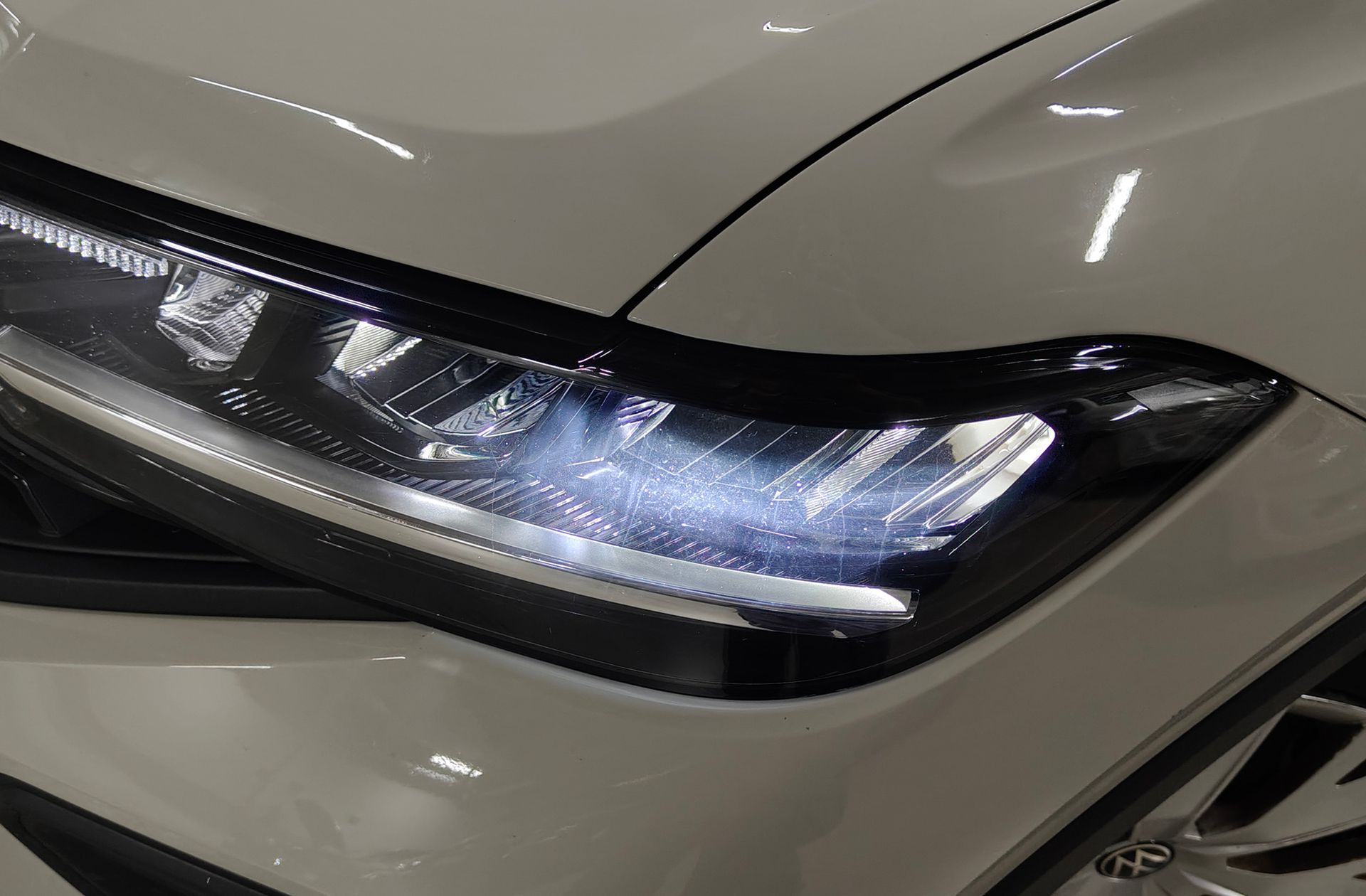 Volkswagen T-Cross 1.0 TSI - foto 14