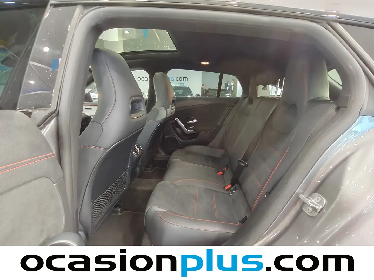 Foto Mercedes CLA Mercedes-Benz CLA Shooting Brake CLA 200 d (150 CV) Pack AMG