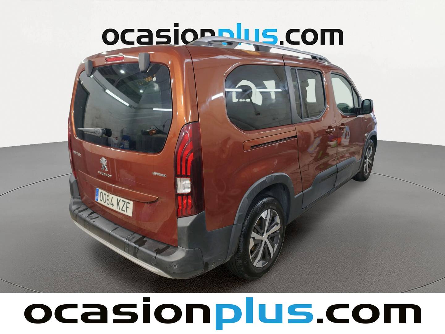 Foto trasera Peugeot Rifter Peugeot Rifter BlueHDi 130 GT Line Long (130 CV) derecha