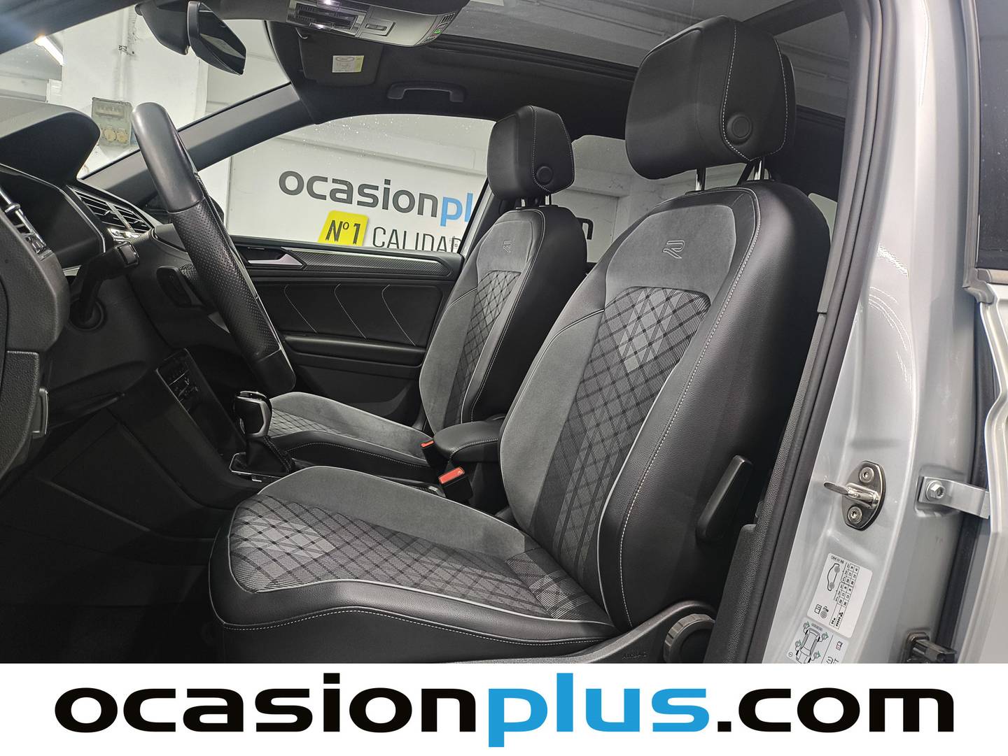 Foto Volkswagen Tiguan Volkswagen Tiguan R-Line 1.4 TSI eHybrid (245 CV) DSG