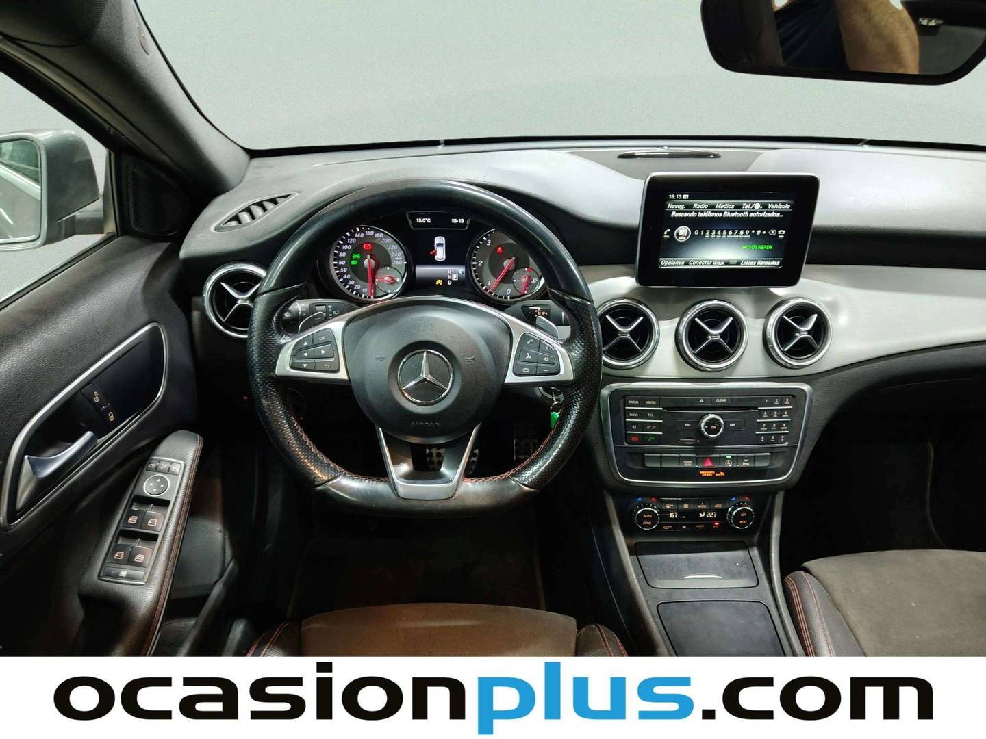 Foto Mercedes GLA Mercedes-Benz GLA 200 d (136 CV)
