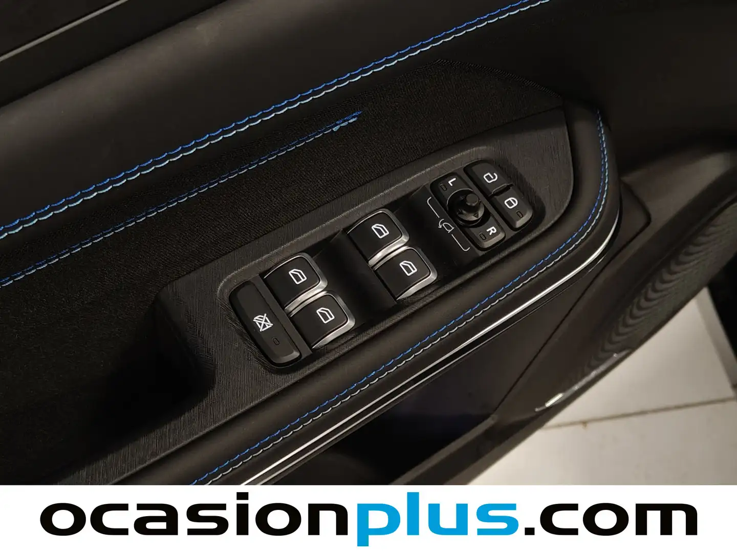 Foto Lynk & Co 01 Lynk & Co 01 1.5 PHEV 6.6kW (261 CV)