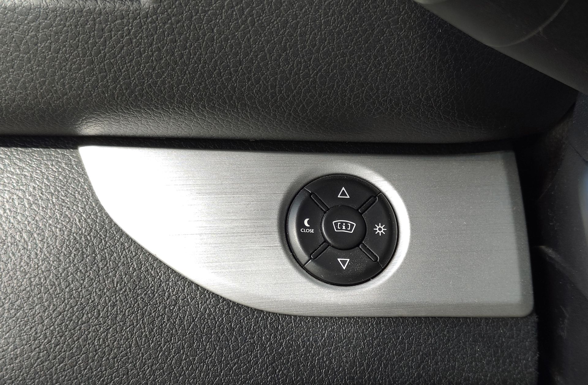 Peugeot Traveller 2.0 BlueHDi Allure Standard EAT6 8 plazas - foto 35