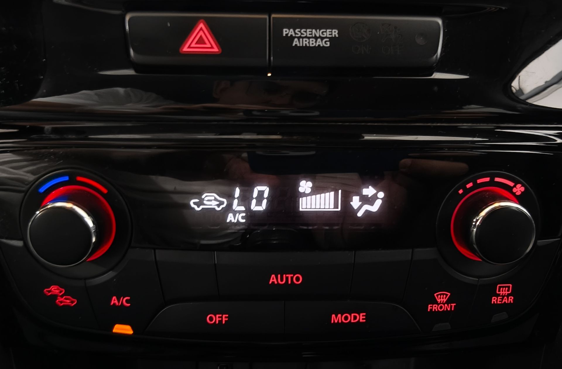 Suzuki Vitara 1.4 Turbo Mild Hybrid GLE 4WD - foto 29