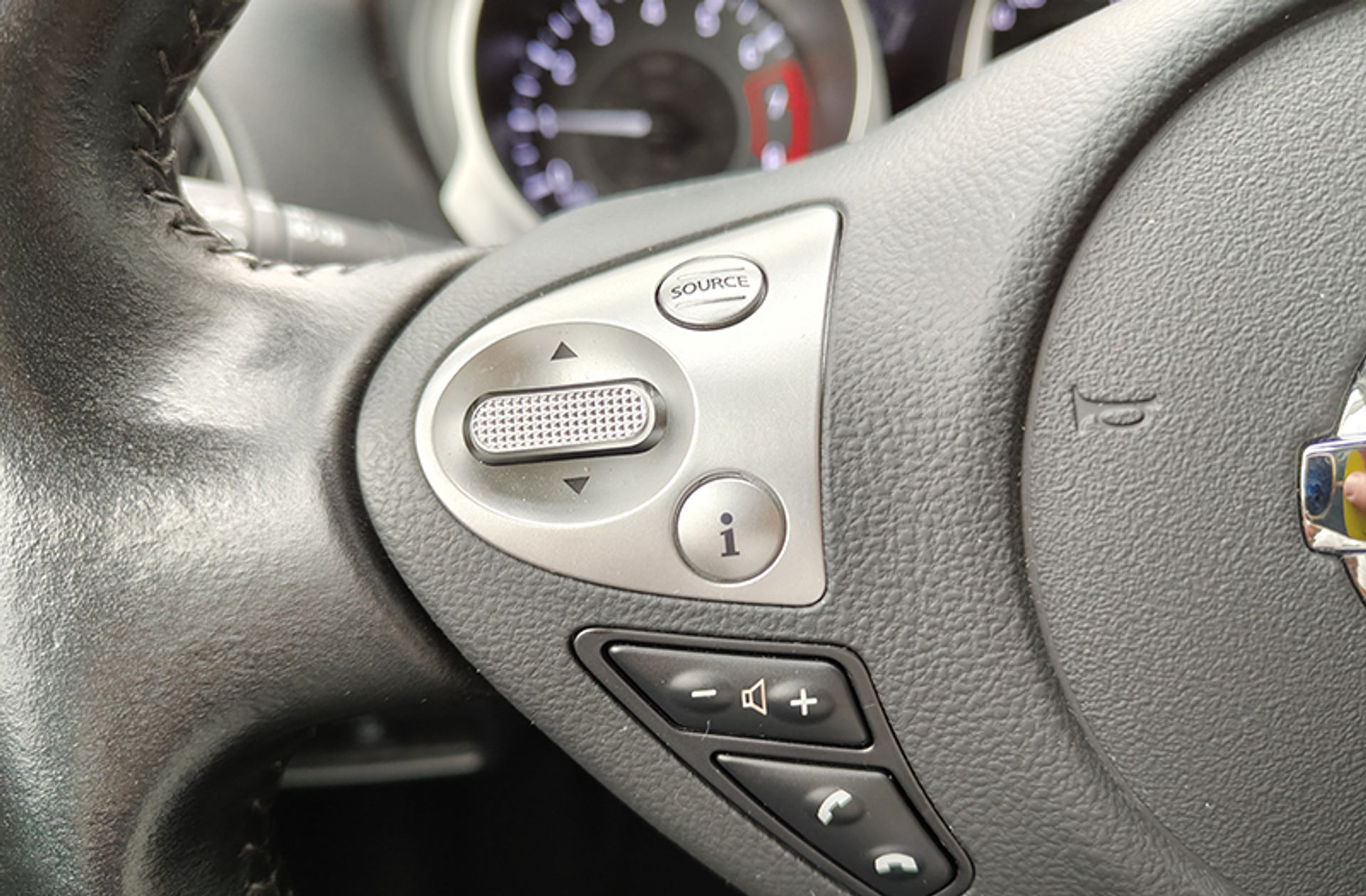 Nissan Juke G Acenta - foto 21