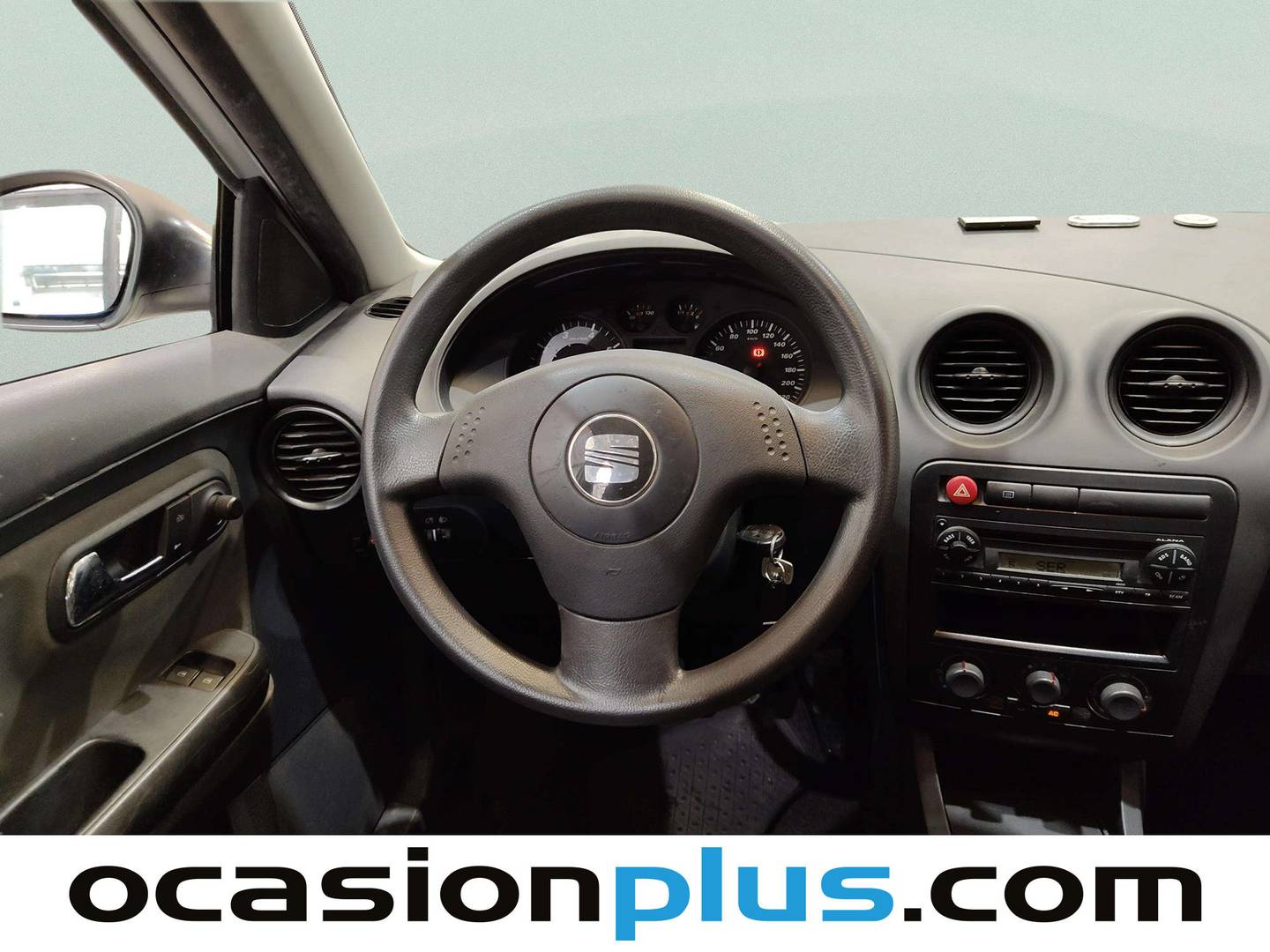 Seat Ibiza Seat Ibiza 1.4 16v Reference (75 CV) gasolina