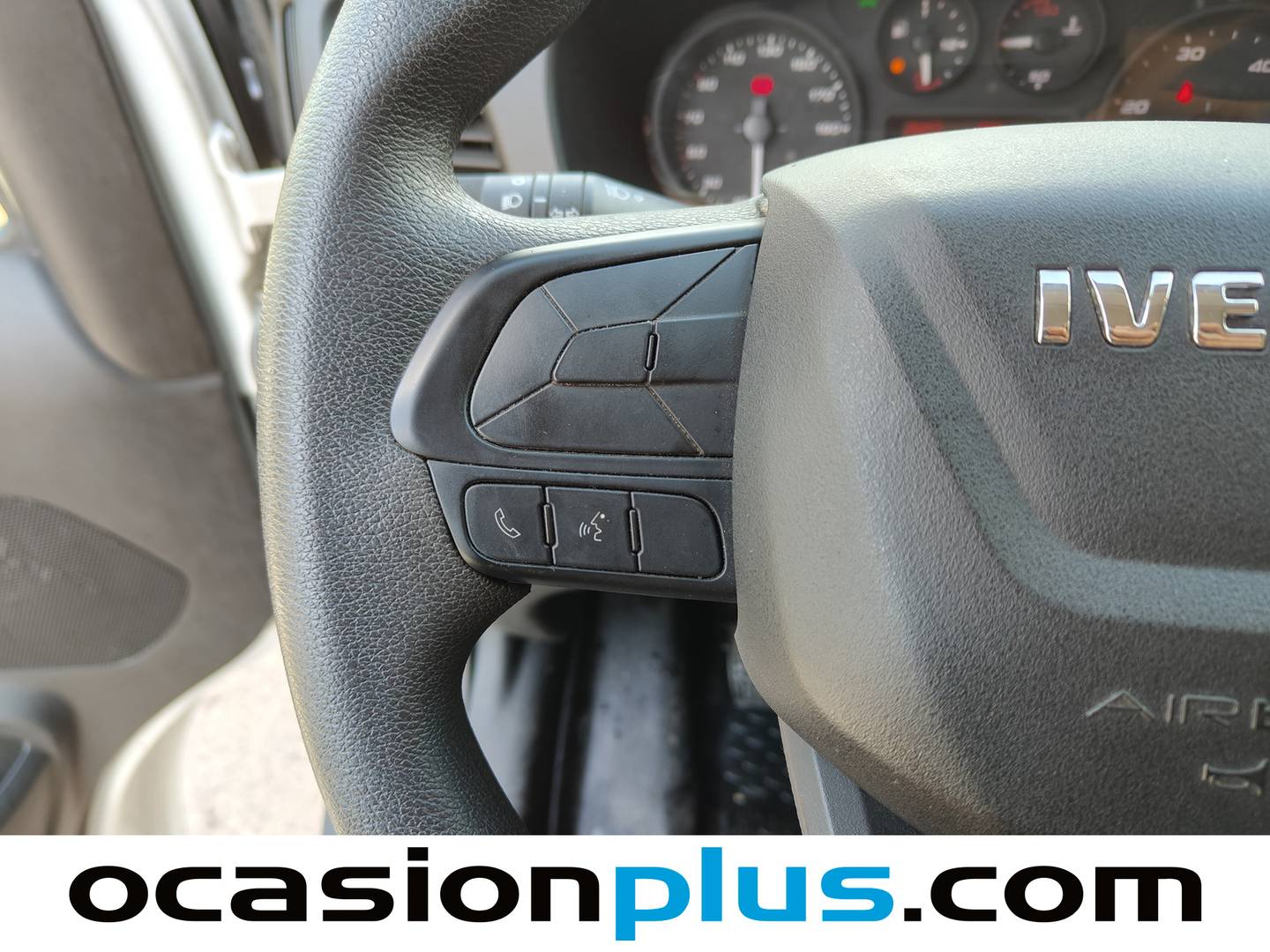 Foto Iveco Daily Iveco Daily Furgon 35S 16 H 4100/H2 (156 CV)