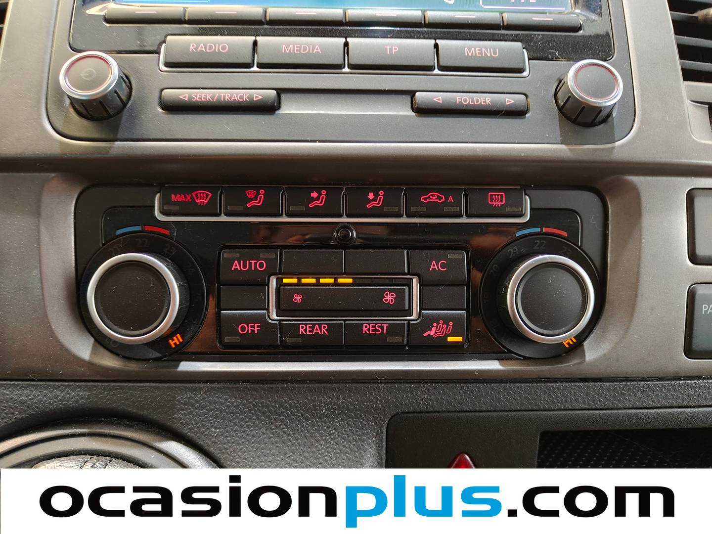 Extras y acabados del Volkswagen Caravelle Volkswagen Caravelle Comfortline Batalla Corta 2.0 BiTDI 4Motion (180 CV) DSG 9 Plazas