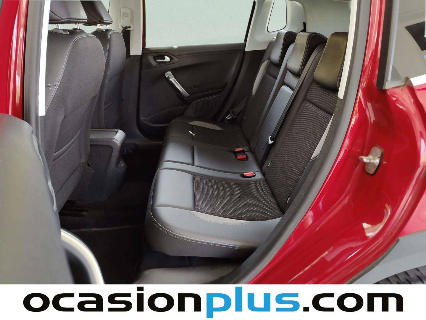 Foto asientos traseros Peugeot 2008 Peugeot 2008 PureTech 110 Allure EAT6 (110 CV)
